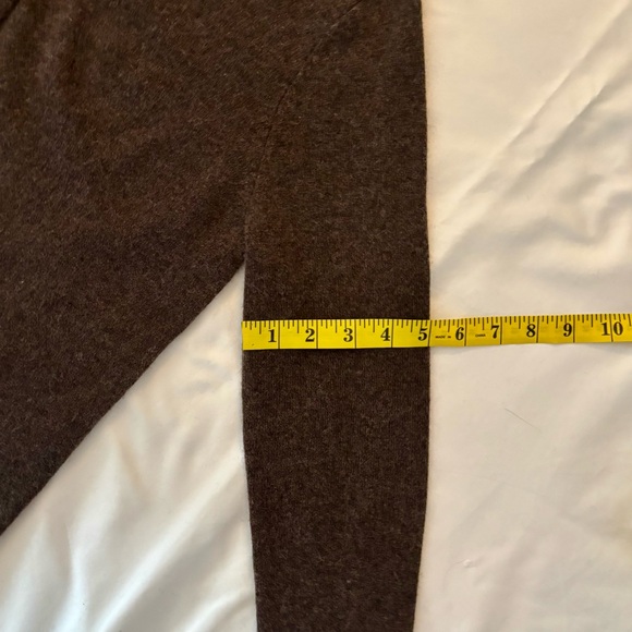 Quince 100% Mongolian Cashmere Cardigan – Truffle Brown (Size M) - Picture 15 of 15